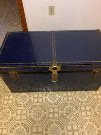 Early 1900s Antique Trunk 