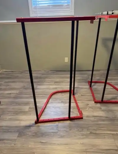 This Tire Rack is designed to efficiently store tires in your garage or shop. It's in good condition...