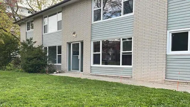 New 2 Bedroom Apartment - Stanley Park63860084779651124