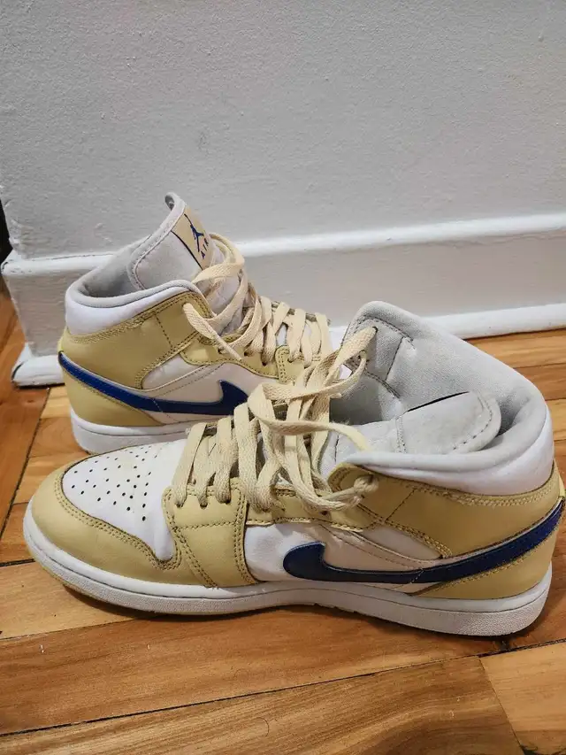 Nike Air Jordan 1 Mid Lemon Wash Lapis White BQ6472-701 in Multi-item in City of Montréal - Image 8