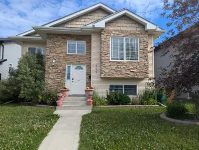 **No pets or smokers** Available February 1 -Upstairs and sizable portion of downstairs -3 bedrooms...