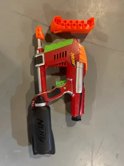 I'm selling a Nerf Multi Action Spray dart hydrologic blaster that is used but in good condition. It...