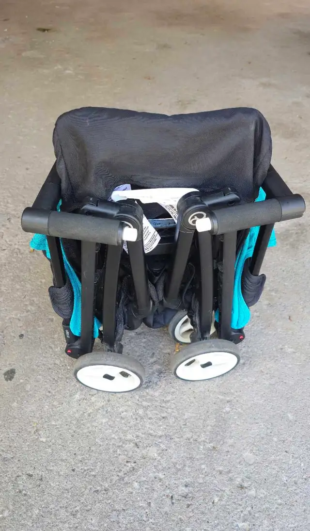 Cybex Libelle Foldable Stroller $150 in Strollers, Carriers & Car Seats in Oshawa / Durham Region - Image 6