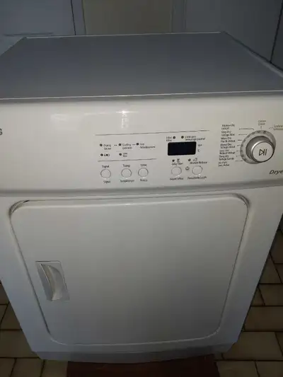 Dryer Sumsang 24 inch wide stackable dryer, working well, sensor, View more