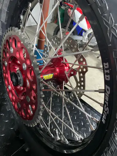 18” Honda Dubya Rear Wheel (Haan Hub, Dirtstar rim, heavy duty spokes). Includes brake disc and 50 s...