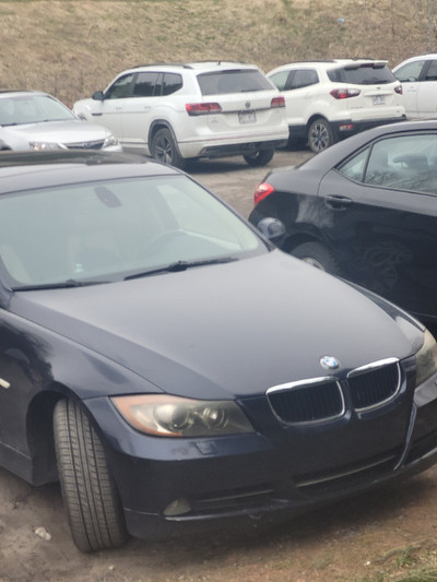 Voiture (BMW 328xi) a vendre