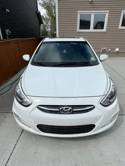 2017 Hyundai Accent for sale, low on KM’s 141,000. Good Condition.