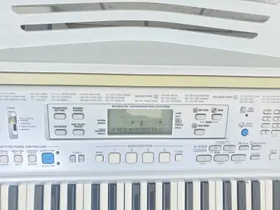 Casio keyboard CTK-810., View more