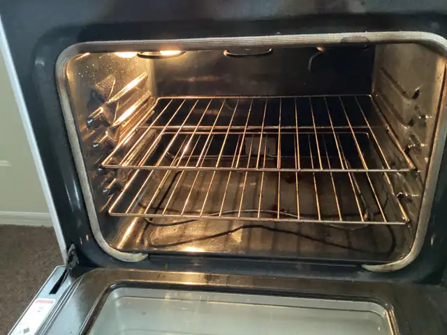 Kitchen stove 30 inch in Stoves, Ovens & Ranges in Belleville - Image 5