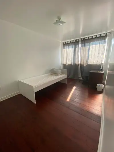 Private bedroom available for a Female Student or single working professional who is seeking a clean...
