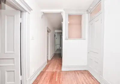 Spacieux 5 ½ à Montréal – 3 Chambres, Balcon Privé, Disp