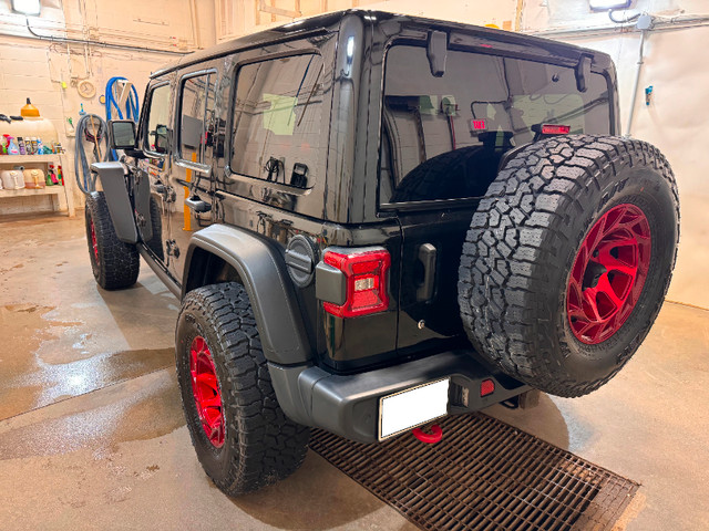 2019 Jeep Wrangler JL Rubicon Manual in Cars & Trucks in Fort McMurray - Image 3