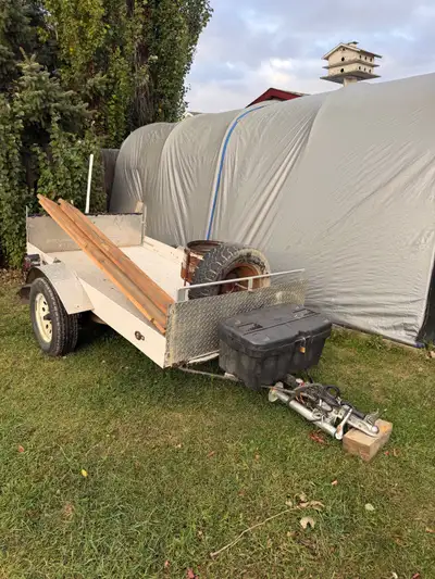 Homemade utility trailer, 4x8, 2000 lb axle, bearings recently repacked.