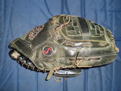 Spalding SC4 12.5 inch Baseball Softball LH Glove, View more