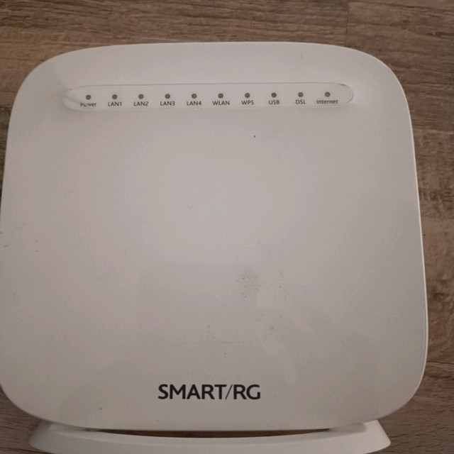 Smart/RG SR505n 802.11n VDSL2 Gateway Wireless Router DSL modem