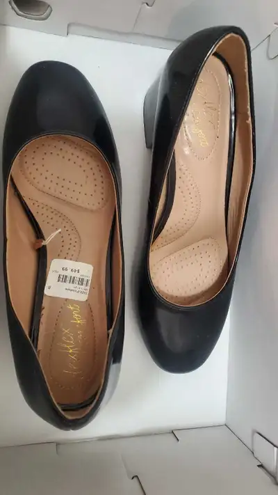 women's shoes , View more