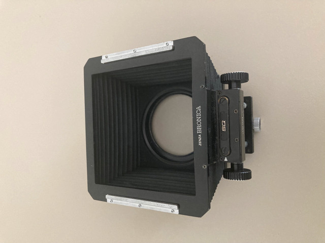 Bronica Bellows Lens Hood 67mm in Cameras & Camcorders in City of Toronto - Image 2