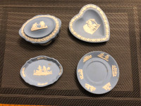 Wedgwood blue collection vintage 