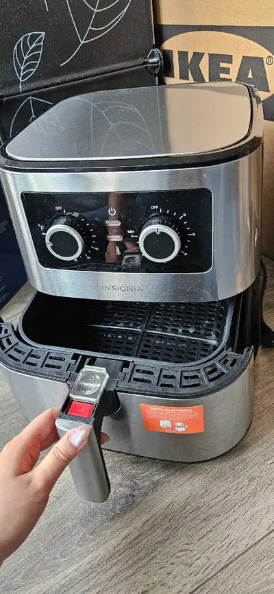 Insignia Air Fryer, View more