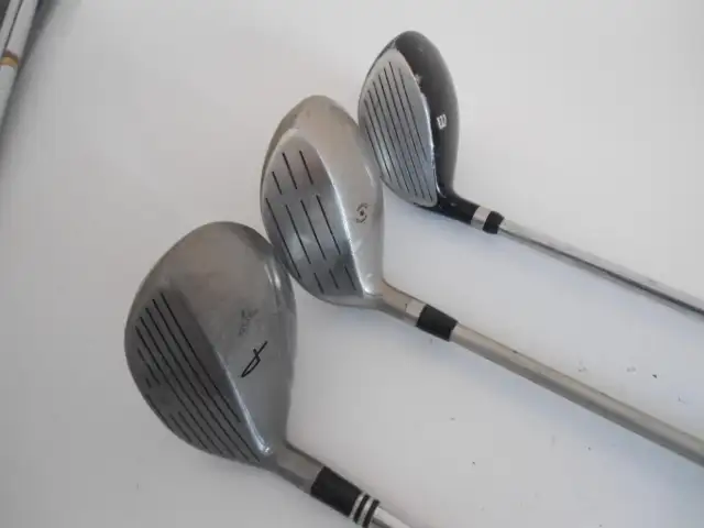 SIX RIGHT HANDED FAIRWAY/ RESCUE GOLF CLUBS in Golf in Sudbury - Image 5