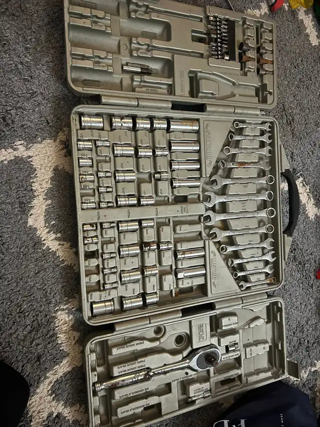 Standard Tool Set in Hand Tools in City of Toronto - Image 4