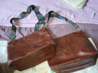 Purse with removable straps