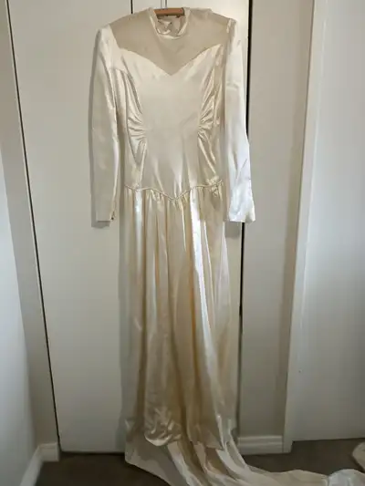 HUGE ESTATE SALE NEAR GRACE HOSPITAL DECEMBER 22 AND ON, View more