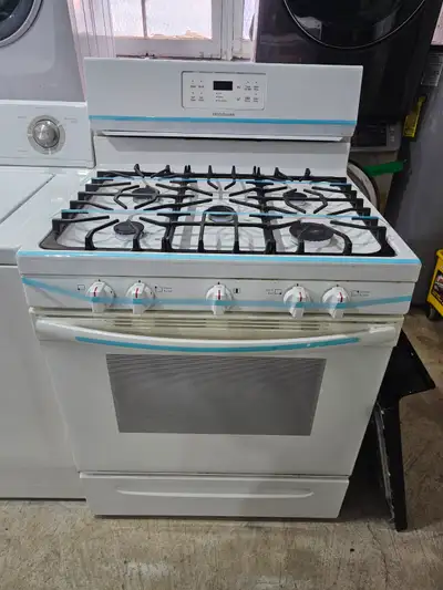 NEWER MODEL!! Frigidaire 30" White 5 Burner GAS Stove Oven Range, View more