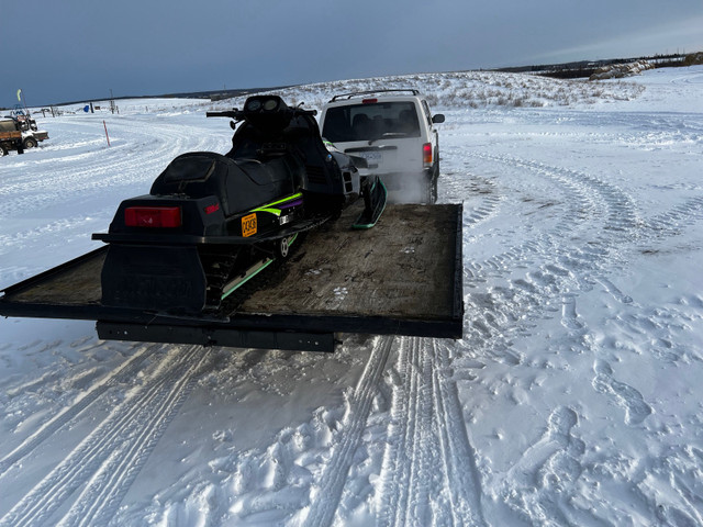 Snowmobile & trailer package  in Snowmobiles in Fort St. John - Image 3
