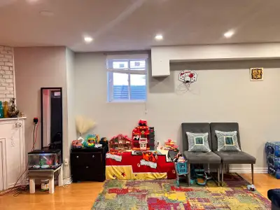 Location: Heartland, Mississauga (Near Mavis Rd & Britannia Rd) Available: June 1st, 2025 Monthly Re...