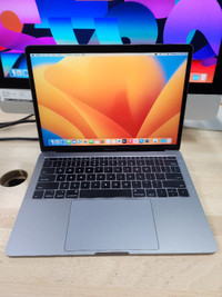 Macbook Pro Touchbar Intel i5 256 gb 2017