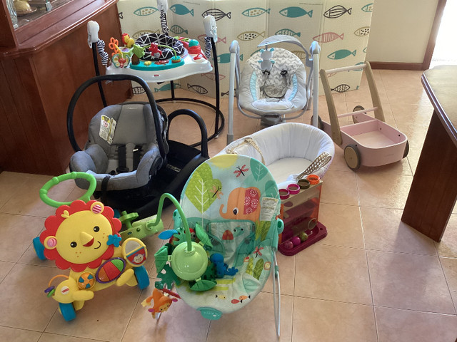kit pour bébé nouveau-né - newborn infant baby kit dans Poussettes, porte-bébés et sièges d'auto  à Laval/Rive Nord