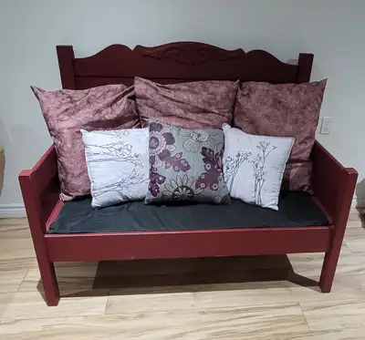 Couch or Daybed, View more