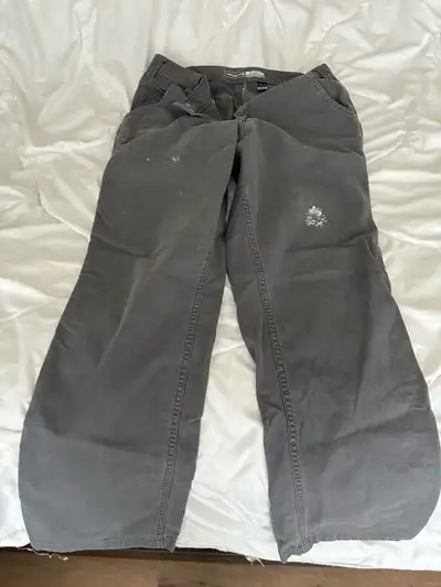 32x32 Men’s Carhart work pants, View more