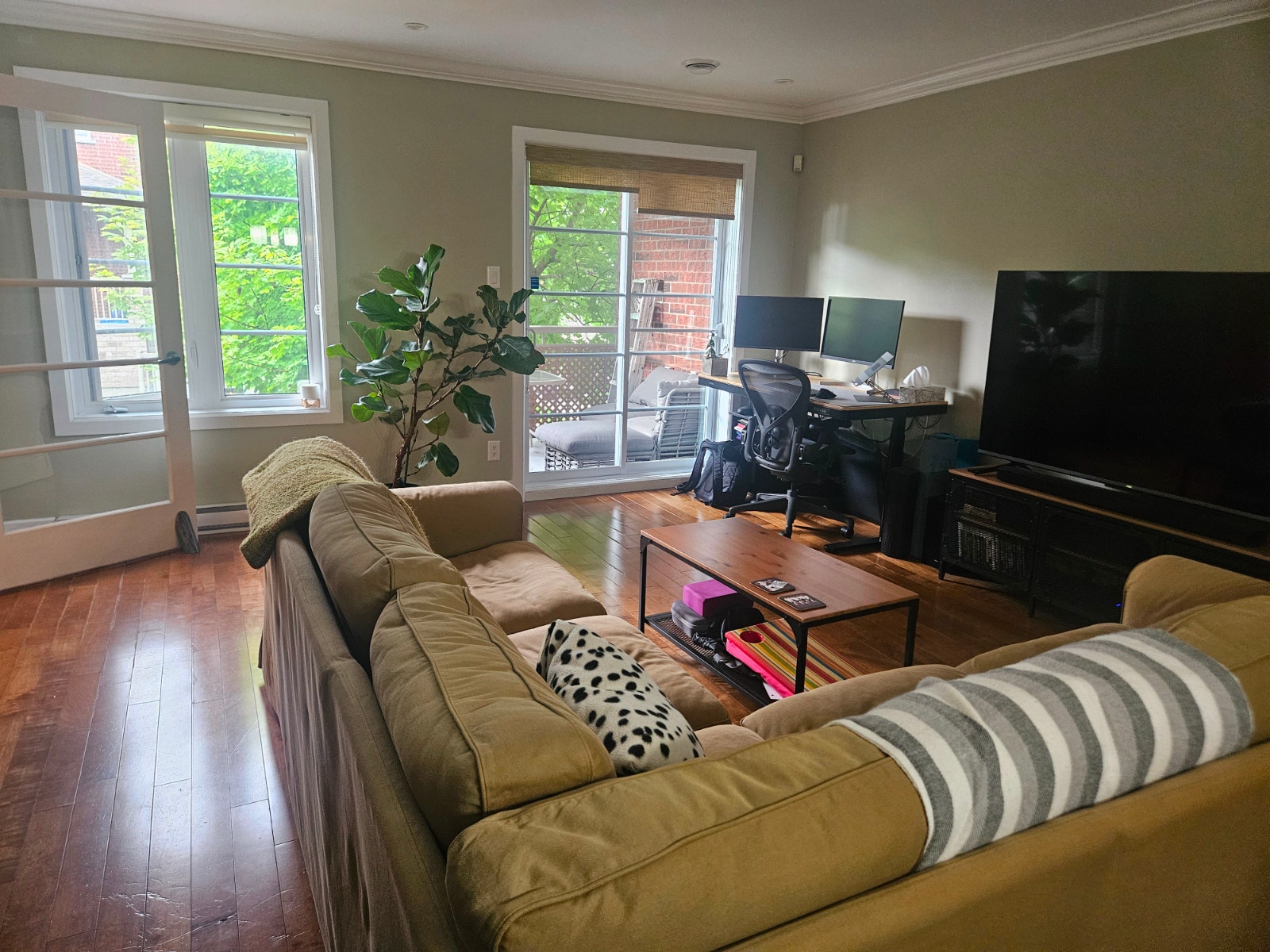 Condo 4 1/2 moderne à louer — photo 3
