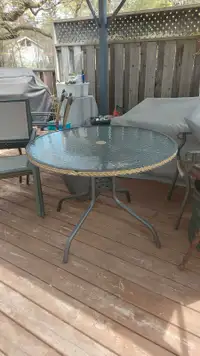 Patio table. Gone…pending pickup
