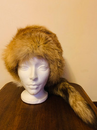 Genuine FOX fur Lady’s hat.  HAT size M. New!