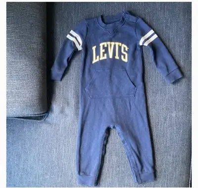 Levi’s romper 18m, View more