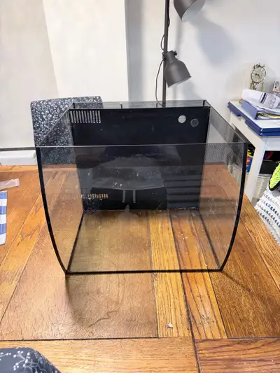 Condition is as is. Comes with pump.