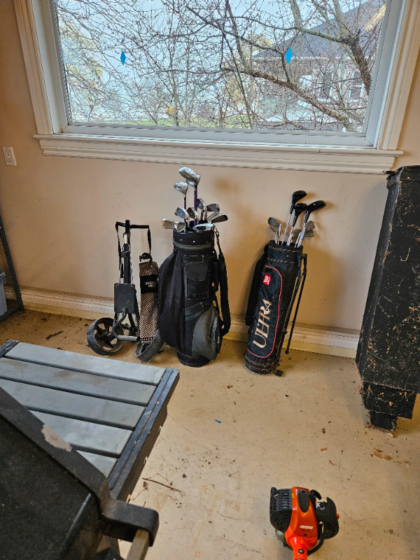 RH Golf Clubs + bags+ cart, LH Golf Clubs) for 8 yr old + bag in Hobbies & Crafts in Kingston