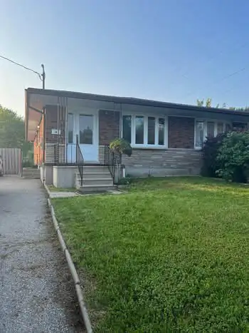 3 Bed 1 Bath - Main Floor house for rent