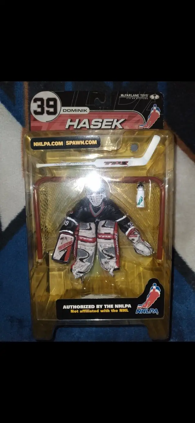 Dominik Hasek Todd McFarlane Figure in Toys & Games in Winnipeg - Image 2