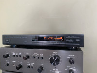 Yamaha TX-350 Natural   Sound Stereo  AM/FM Tuner with Antenna