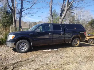 2009 Ford F-150 4WD SuperCab 163 XLT - $4950 2009 Ford F150 V6,4,6L automatique 4X4 exterieur noir,...
