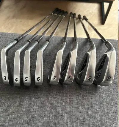 Wilson staff left handed Pi-5 irons for sale, View more
