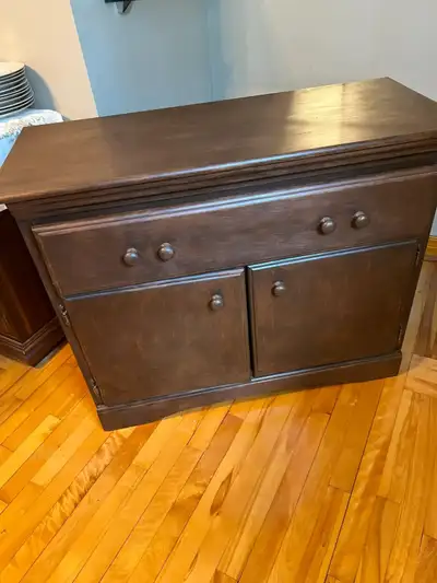 PETITE COMMODE EN BOIS, View more