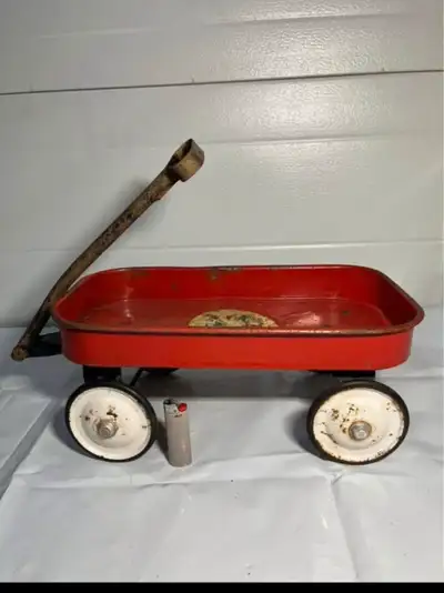 Disney wagon, View more