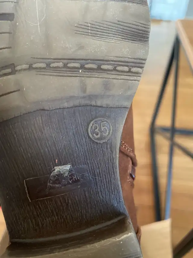 Girls Boots in Kids & Youth in Dartmouth - Image 6