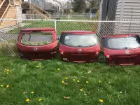 Nissan rear hatches