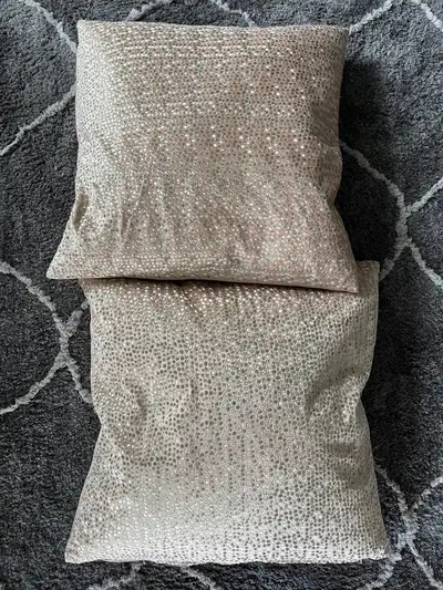 Oversized throw pillows , View more